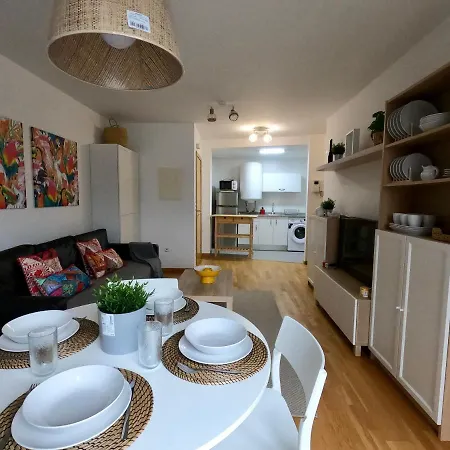 Apartamento Con Balcón Y Vistas Al Mar * Viveiro